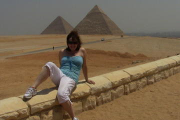 Day-Tour to Giza pyramids with Camel riding Plus Egyptian Museum From Cairo