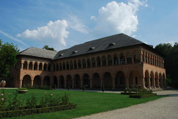 Snagov Monastery and Mogosoaia Palace Private Day Trip