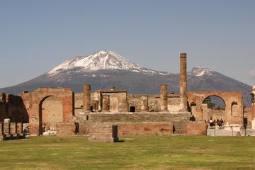 The Lost City of Pompeii - Visitalia Art and Food Tour