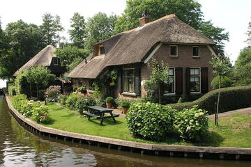 Private Giethoorn Tour