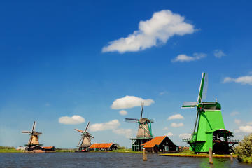 Private Marken, Volendam and Windmill Tour
