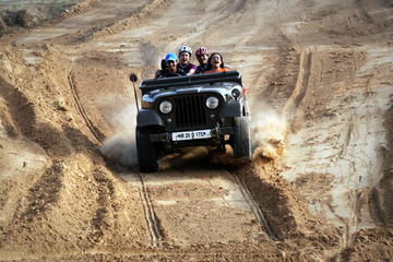 Jeep Safari Day Trip to Kanota Lake from Jaipur