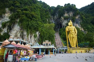 Kuala Lumpur Private Tour to Batu Caves Hotsprings And Waterfalls