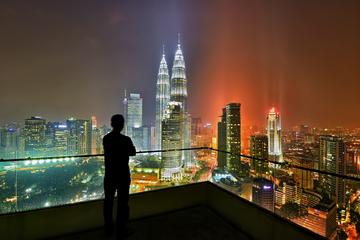 Private Day Kuala Lumpur Photographic Tour With Petronas Twin Towers and Batu Caves