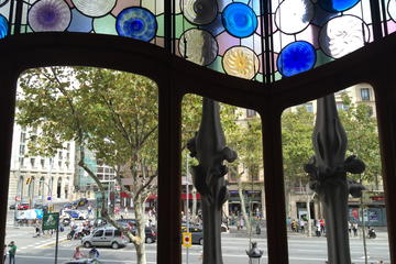 Gaudi in a Day Guided Private Tour
