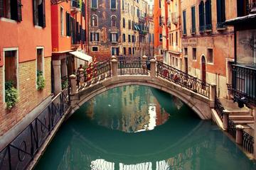 Venice Private Tour for Families with Gondola Ride