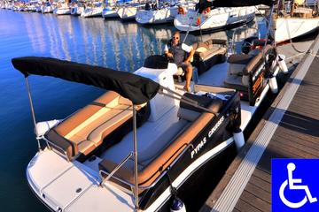 Private Lisbon Sightseeing Motor Boat Long Tour