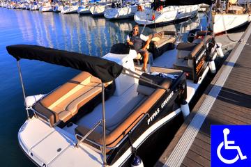 Private Lisbon Sightseeing Motor Boat tour