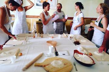 Cooking class:Pasta Making and Lunch or Dinner in the Center of Rome