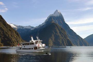 Milford Sound Sightseeing Cruise