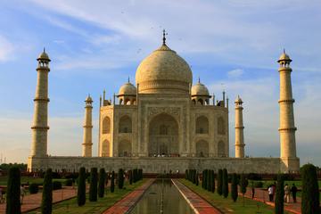 Same day tour to Agra at early morning from New Delhi
