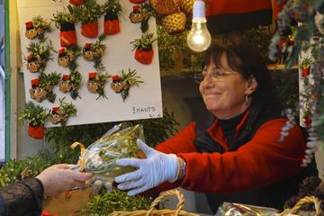 Barcelona Christmas Market Small Group Walking Tour