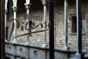 Barcelona Picasso Museum and Gothic Quarter Guided Tour