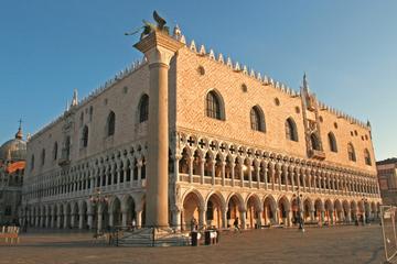 Doge's Palace and Venice Walking Tour Plus St. Mark's Square Museums