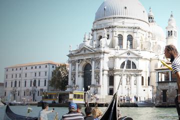 Venice Grand Canal Gondola Serenade with Dinner
