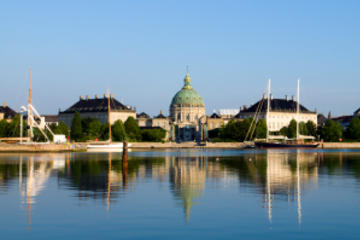 Copenhagen Shore Excursion: Panoramic City Tour with Harbor Cruise
