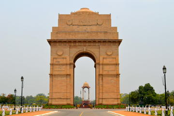 1 Day Delhi and 1 Day Agra Tour by Car - All inclusive Tour