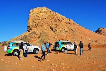 Private 4x4 Hatta Day Trip to Heritage Village and Desert Rocks