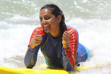 Surfing Lesson at Cheyne Horan School of Surf on the Sunshine Coast