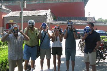 3-Hour Hutong Walking Tour And Peking Opera Mask Painting Class