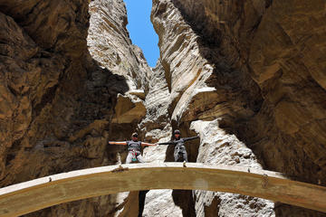 Adventure Tour from Lima: Trekking and Rappelling at Canyon Autisha