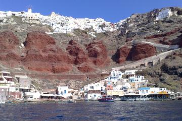 Santorini Private Tour by Luxurious Minivan for Cruise Ship Travelers
