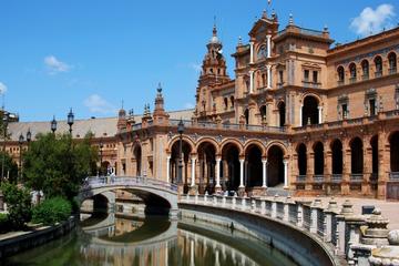 Alcazar, Cathedral, Santa Cruz Quarter, Bullring and River Cruise Tour in Seville