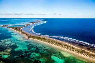 Romantic Abrolhos Islands Private Air and Land Tour from Geraldton