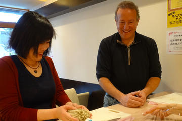 Make soba noodles at a famous Gotanda spot