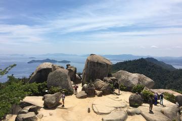 Trekking Tour of the World Heritage Miyajima