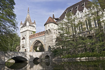 Budapest Tour with Optional Danube River Cruise