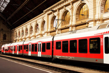 Budapest Transfer: Hotels to Keleti Railway Station