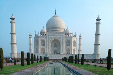 Jaipur transfer  from Agra with Taj sunrise and Fatehpur Sikri
