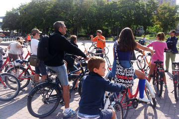 Private 3-hour Berlin Bike Tour with Spanish-speaking Guide