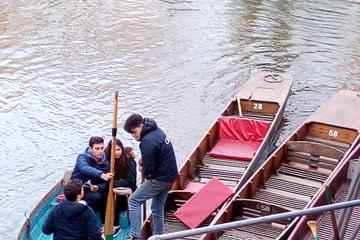 Walking Tour Combined with River Punting Rowing (2 hours plus)