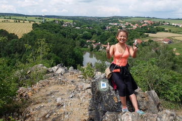 Half-Day Trip from Prague: A Hike to the Silent Valley with Lunch in the Traditional Brewery Unetice