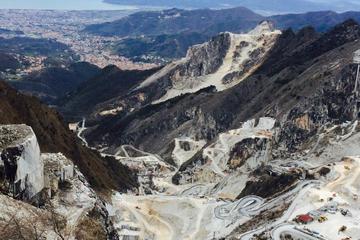 Private Shore Excursion of Pietrasanta and Carrara Marble Quarries