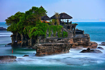 Tanah Lot Temple Admission Ticket with Hotel Delivery