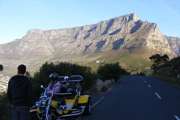 Signal Hill Romantic Sunset Tour in Cape Town
