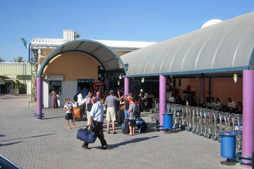 Private Transfer from Sheikh Hussein Border to Queen Alia Airport