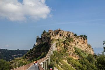 Orvieto and Civita di Bagnoregio: Private Full Day Trip from Civitavecchia port