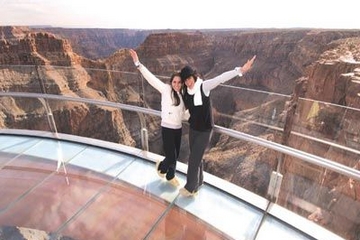 Billets coupe-file : Grand Canyon, passerelle Skywalk et sortie...