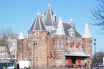 Historic Walking Tour of Amsterdam with Art Historian Guide