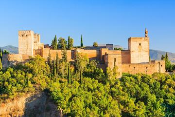Priority Access to Alhambra and Generalife Gardens in Granada