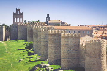 Super Saver: Avila and Salamanca Day Trip Plus Madrid Walking tour