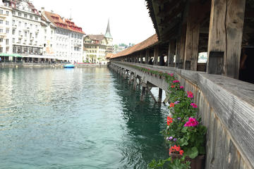 Lucerne City Walking Tour in Portuguese