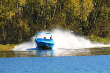 Private Marlborough Jet-Boat Ride with Seafood Lunch and Wine