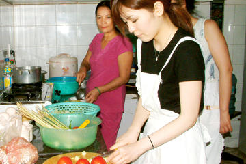 Half-Day Vietnamese Cooking Class and Cyclo Ride in Ho Chi Minh City