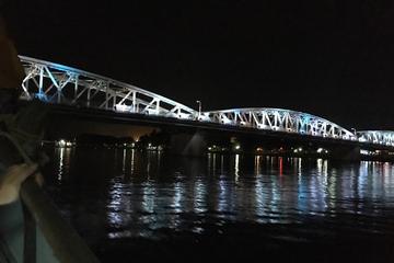 Night cyclo tour including dinner