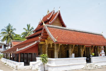 One day Trekk Kuang Si Waterfalls and Hmong village and city tour including lunch